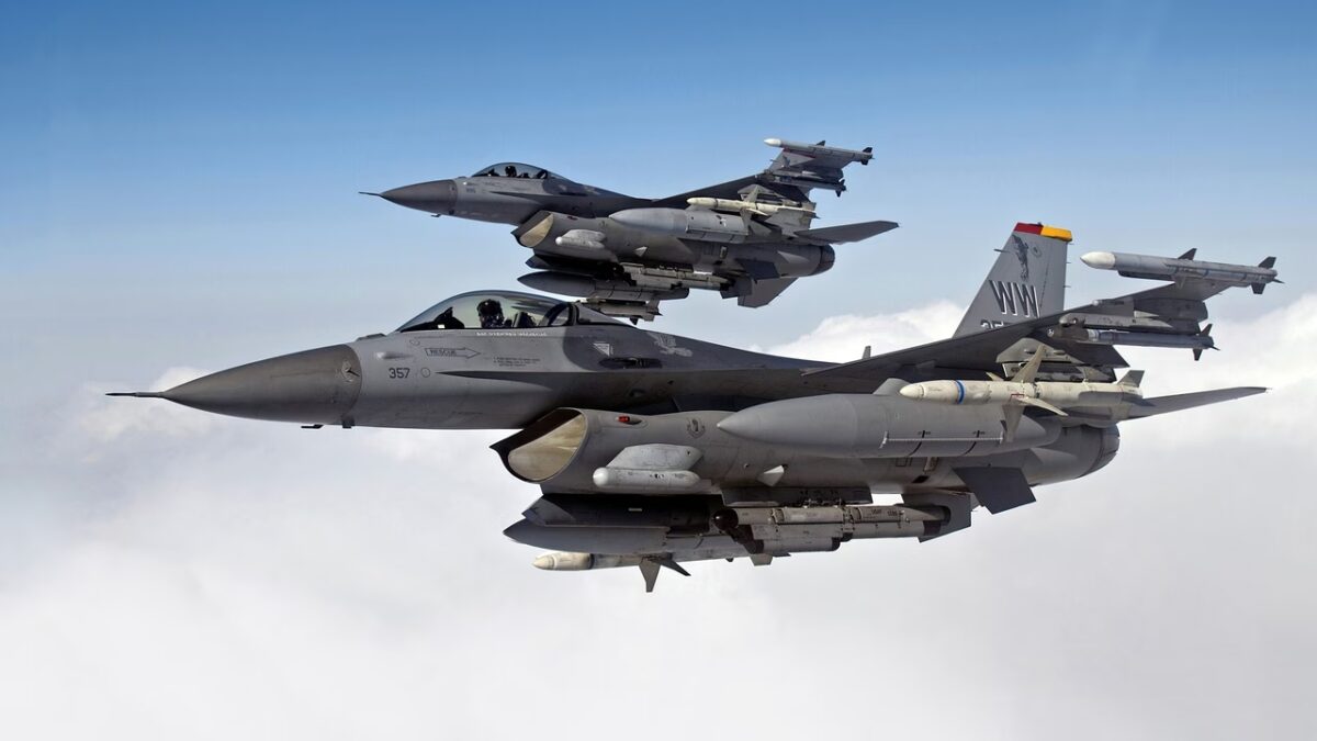 Літаки F-16. Фото з відкритих джерел