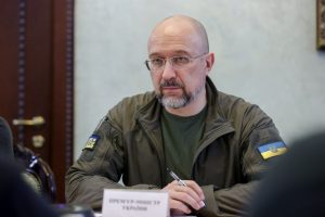 Шмигаль описав ситуацію в енергосистемі після низки обстрілів