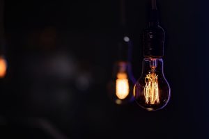 Чому світло відключають не у всіх областях: роз’яснення від ДТЕК