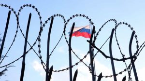 Санкції не працюють? РФ заробляє сотні мільйонів на день – економіст