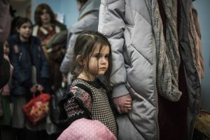 Скільки українських дітей залишається на окупованих територіях: названо захмарну цифру