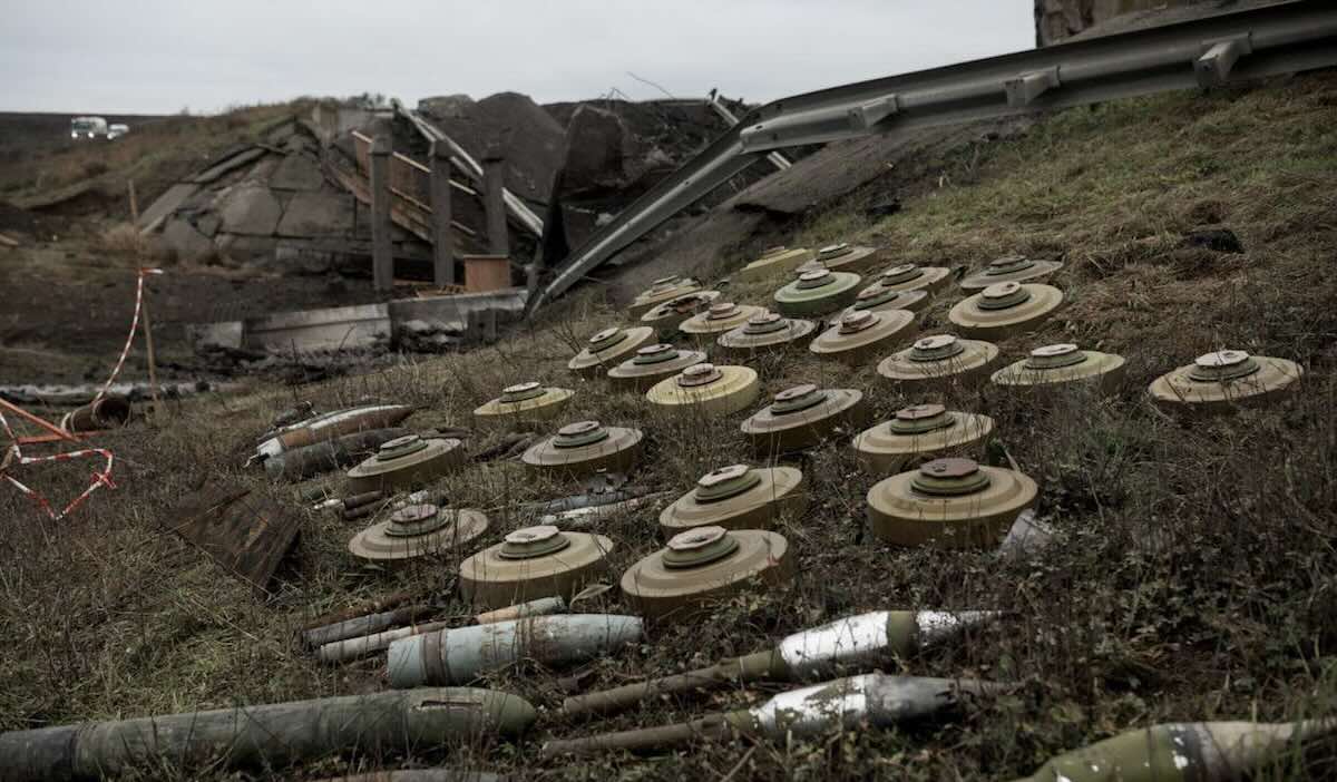 Сапери виявили понад 1200 вибухонебезпечних предметів на Херсонщині / Фото: відкриті джерела